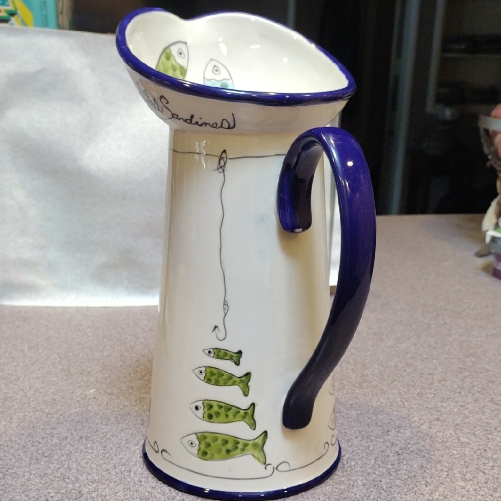 Ceramic Fish Pitcher Vase in Cream and Navy